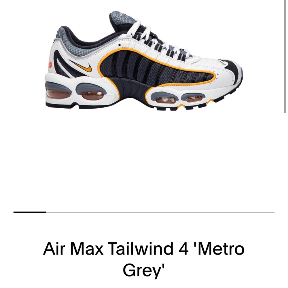 Nike Airmax Tail Wind (White and Navy Blue Detail)